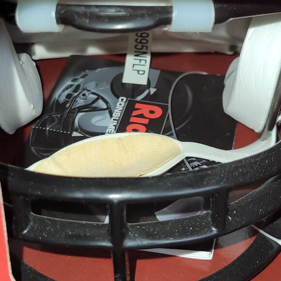 Vintage 1996 NIB Riddell Mini NFL‎ Football Helmet Tampa Bay Buccaneers - Picture 9 of 10